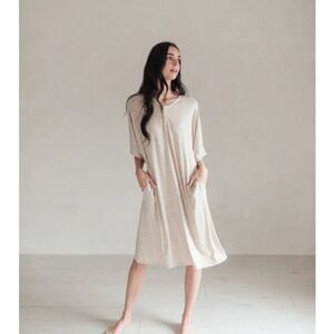 dwell & slumber women's M/L Kali Caftan Geometric Beige Cream Pockets Lounge